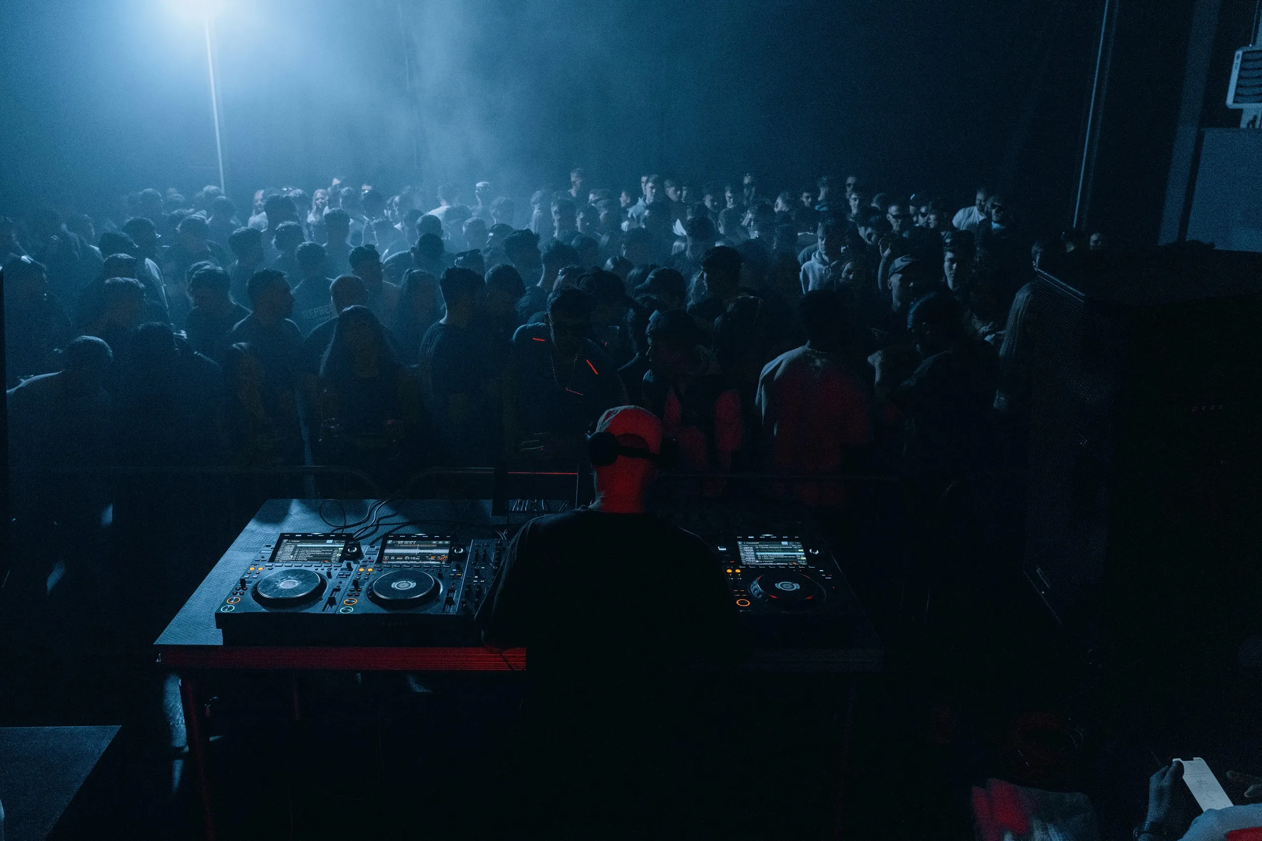 KALUKI — live event photograph by INNNFOCUS