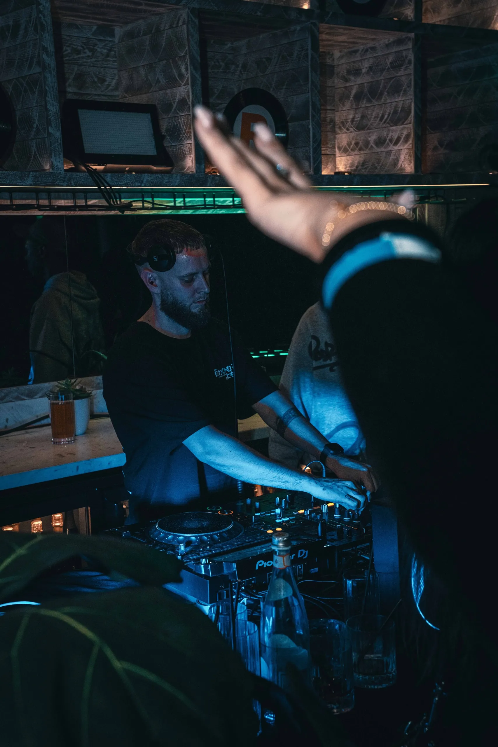 MOVERE - MANCHESTER — live event photograph by INNNFOCUS
